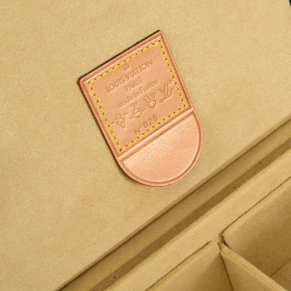 Louis Vuitton * 2000s Hat Man Jewelry Box M92475 - Image 9