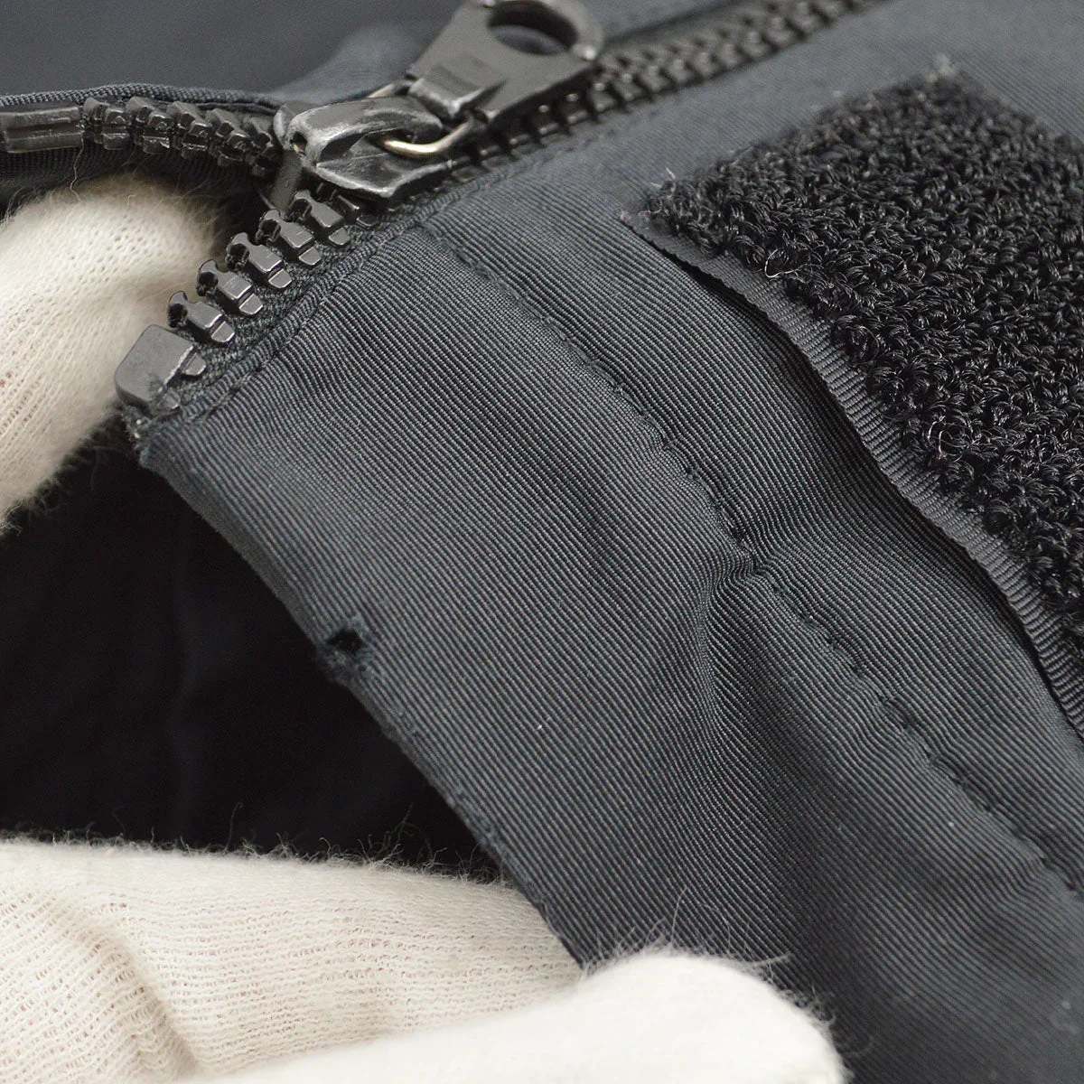 CHANEL O3095 #34 Zip-up Coat Black Fur - Image 7