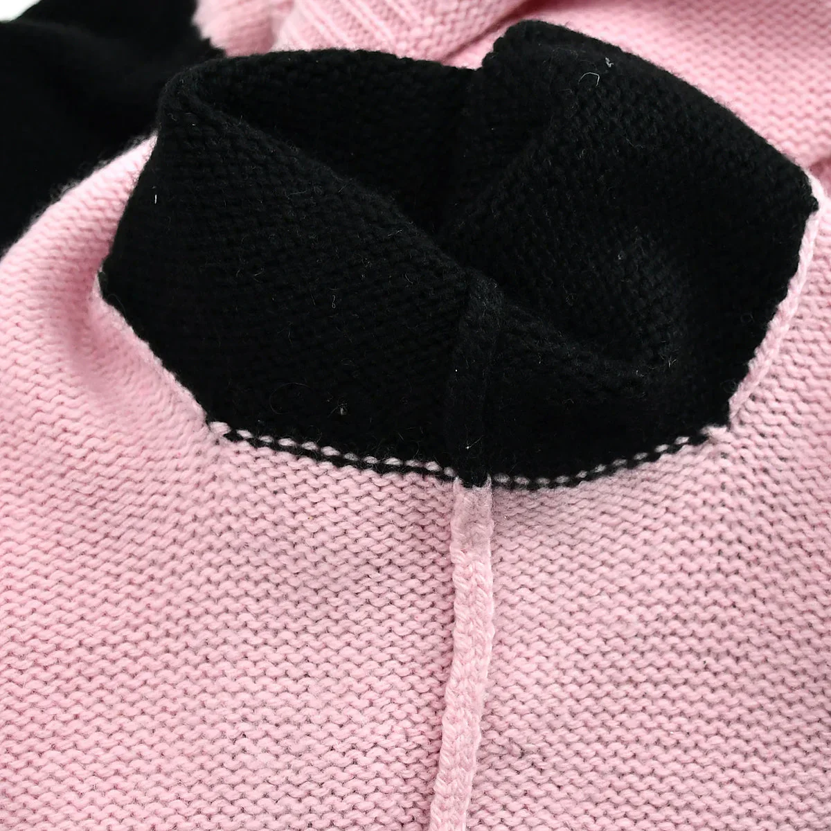 Chanel Fall 1995 Bow Motif Cashmere Jumper #38 - Image 7