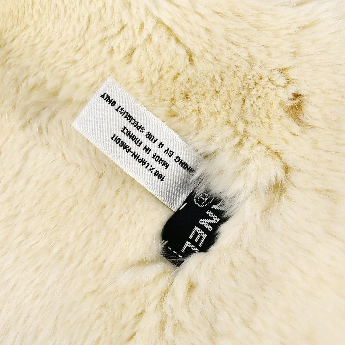 Chanel Fur Shawl Muffler Stole White - Image 3