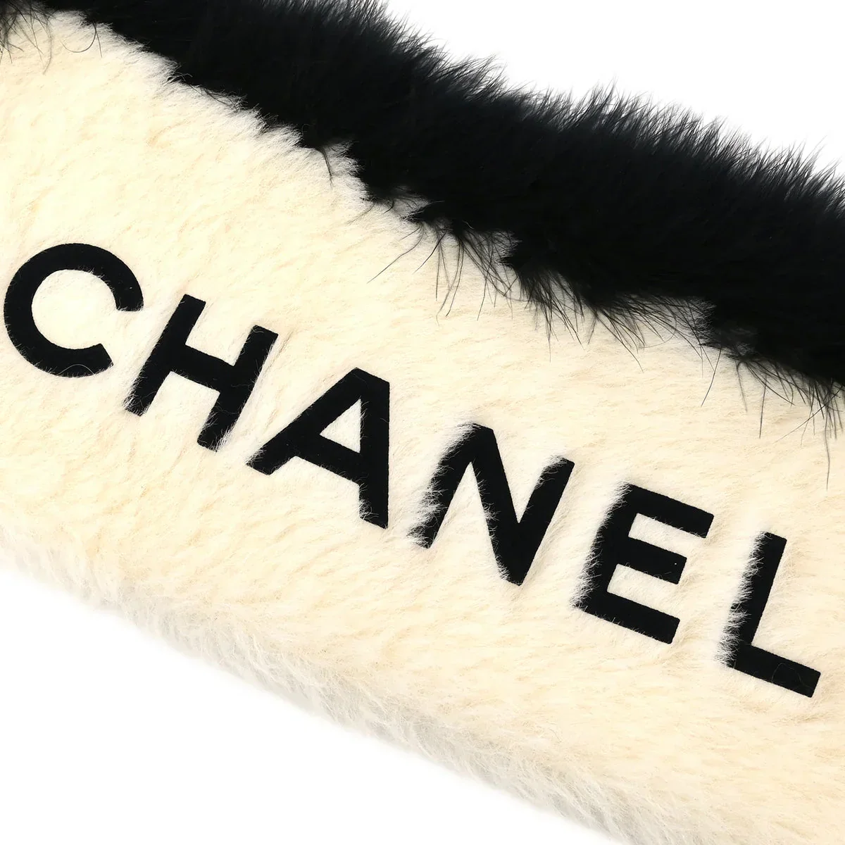 Chanel 1994 Fur Scarf - Image 3