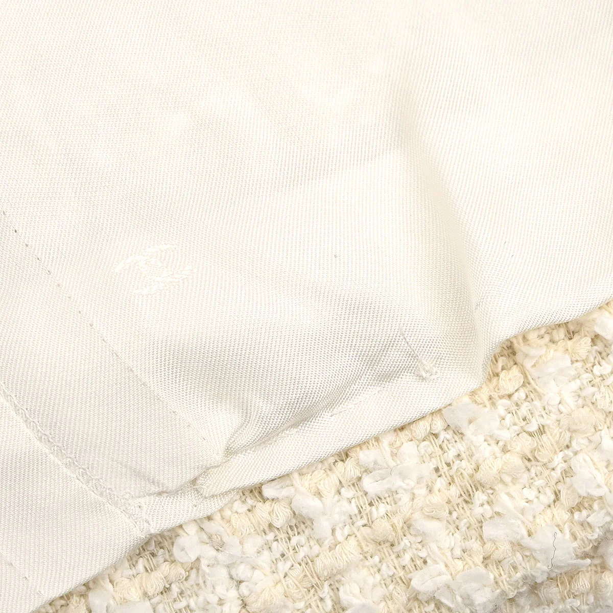 Chanel 1995 Setup Suit Jacket Skirt White #40 - Image 13