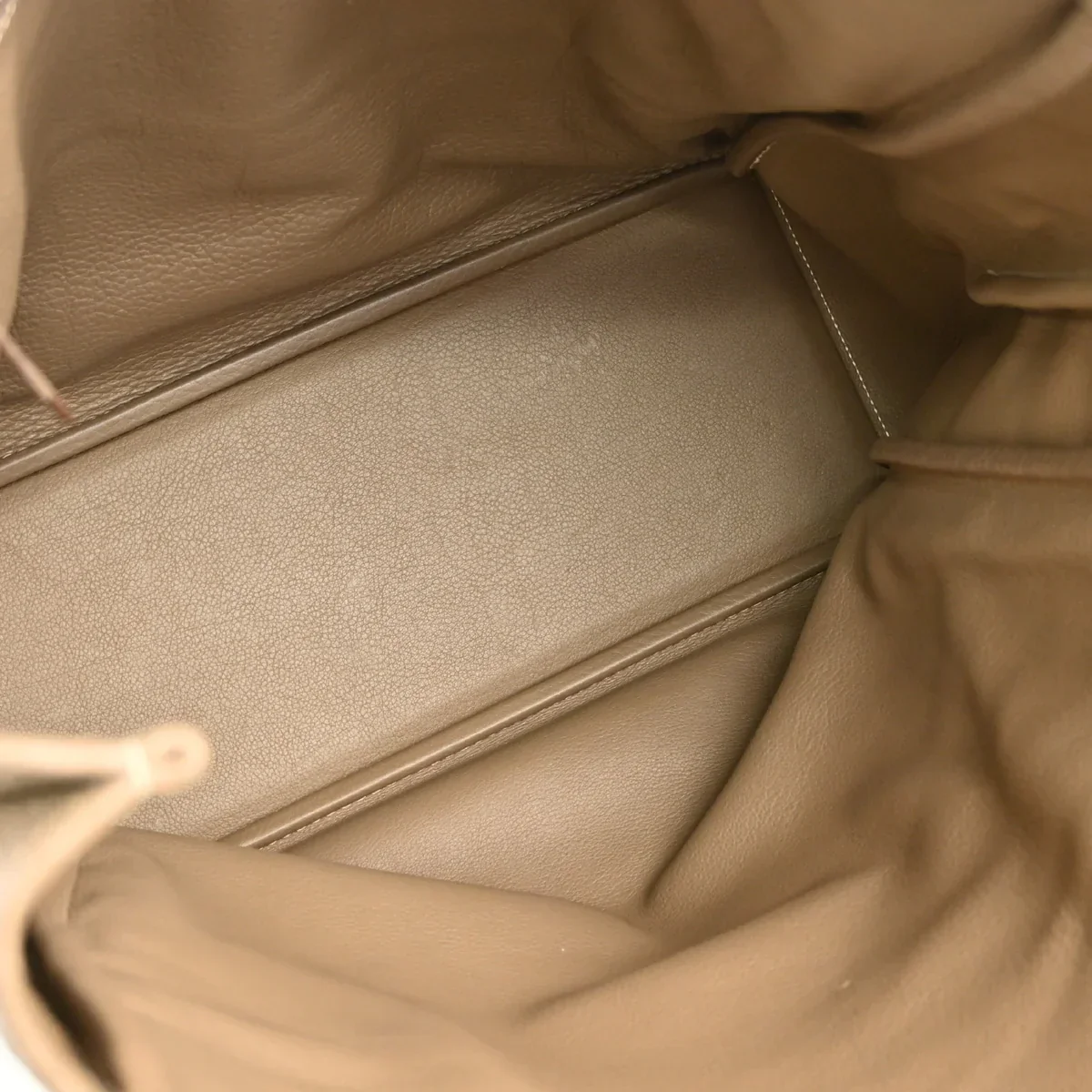 Hermes 2006 Etoupe Taurillon Clemence Victoria Cabas Tote Handbag - Image 4
