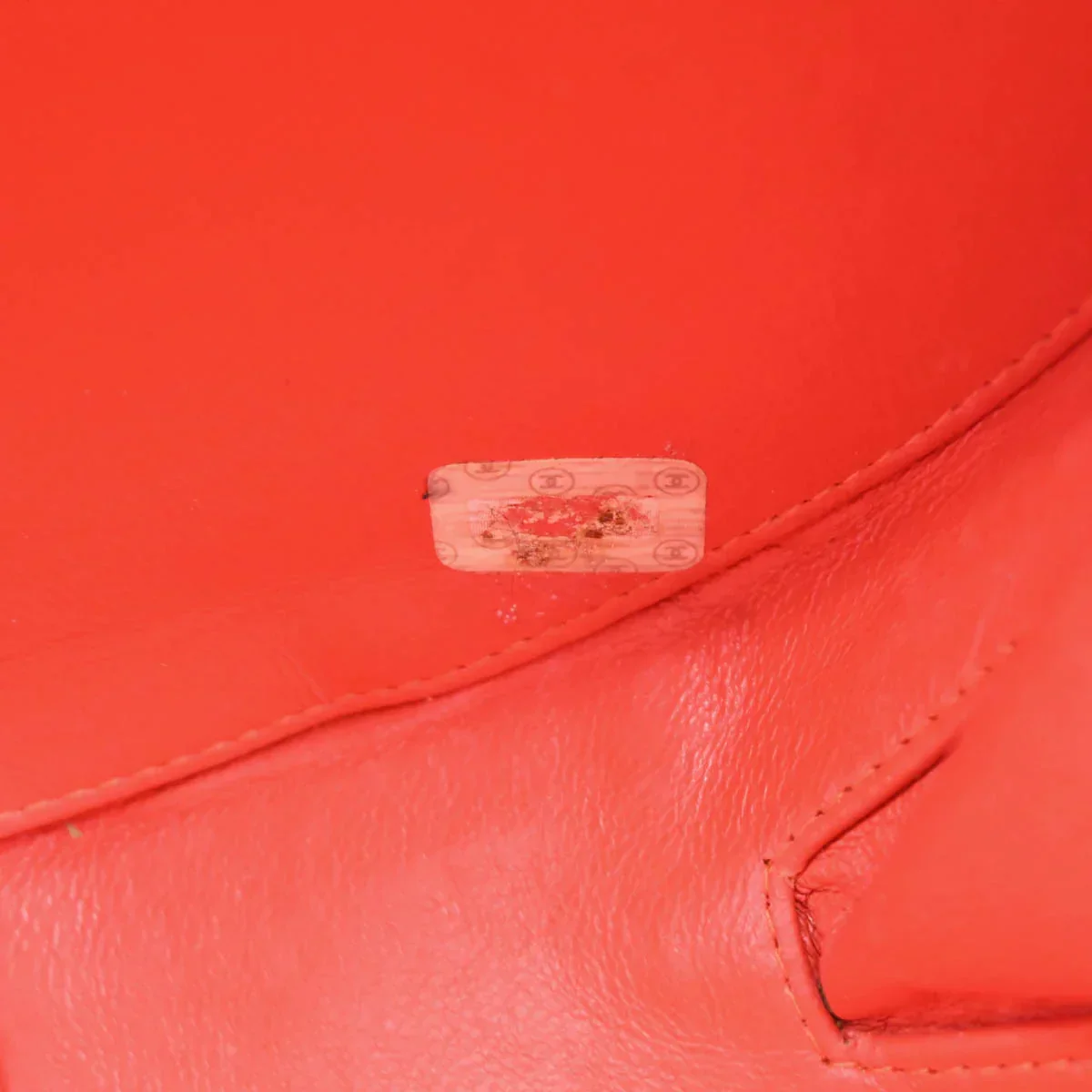 Chanel Red Patent Leather Round Vanity Handbag - Image 10