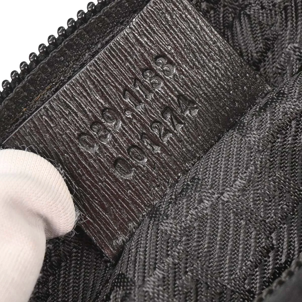 Gucci Black Handbag - Image 10