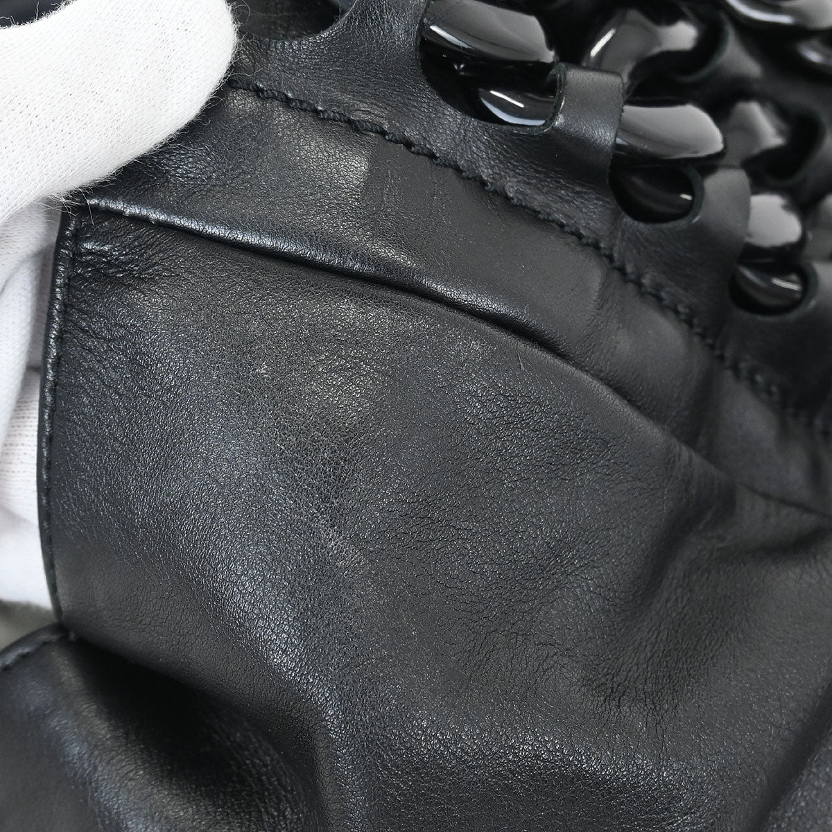Chanel 2005-2006 Black Calfskin Modern Chain Tote Bag - Image 10