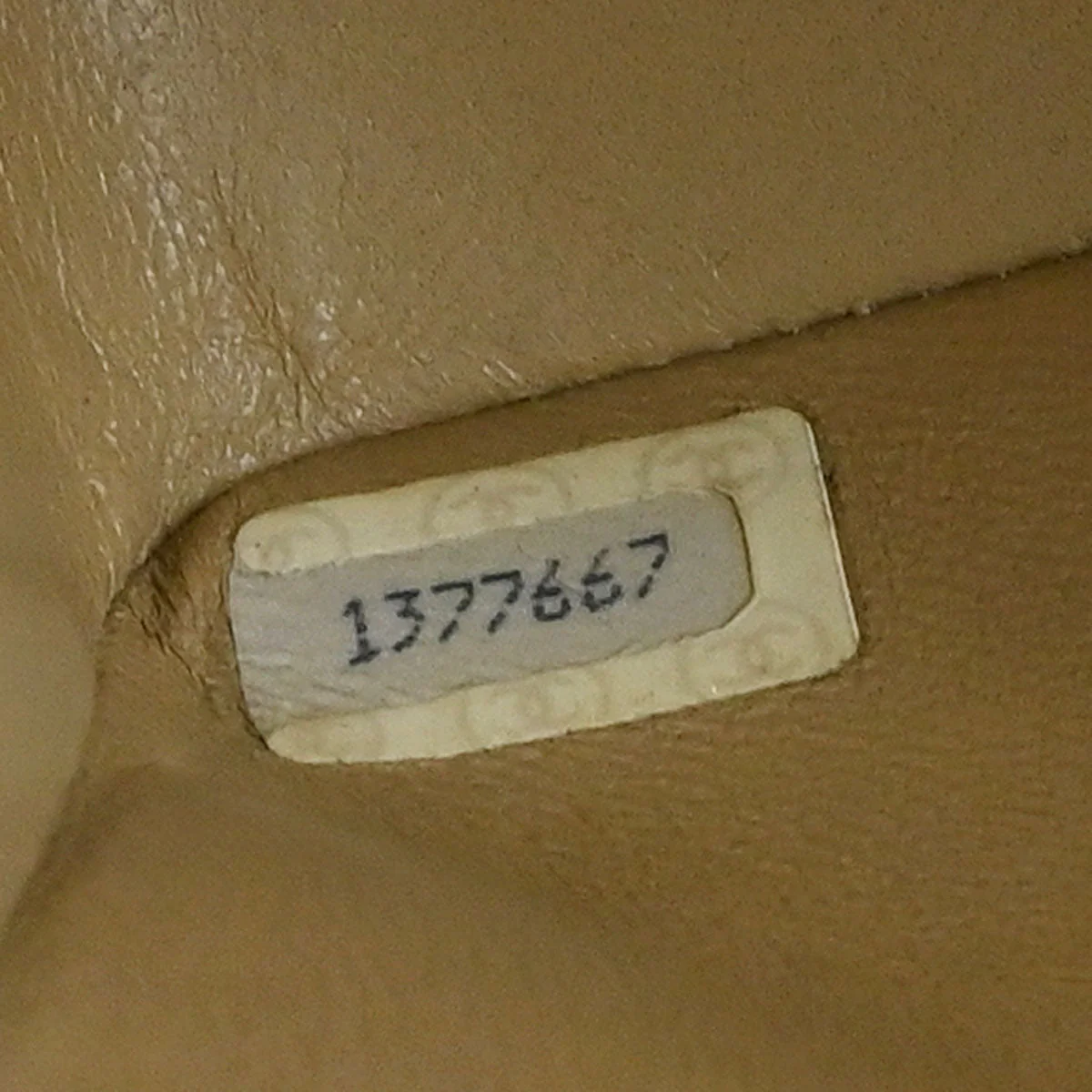 Chanel Beige Lambskin Single Flap Shoulder Bag - Image 9