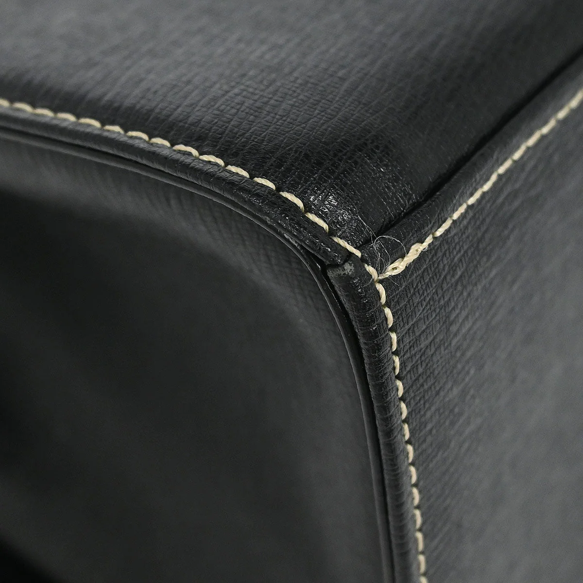 Burberrys Black Handbag - Image 5