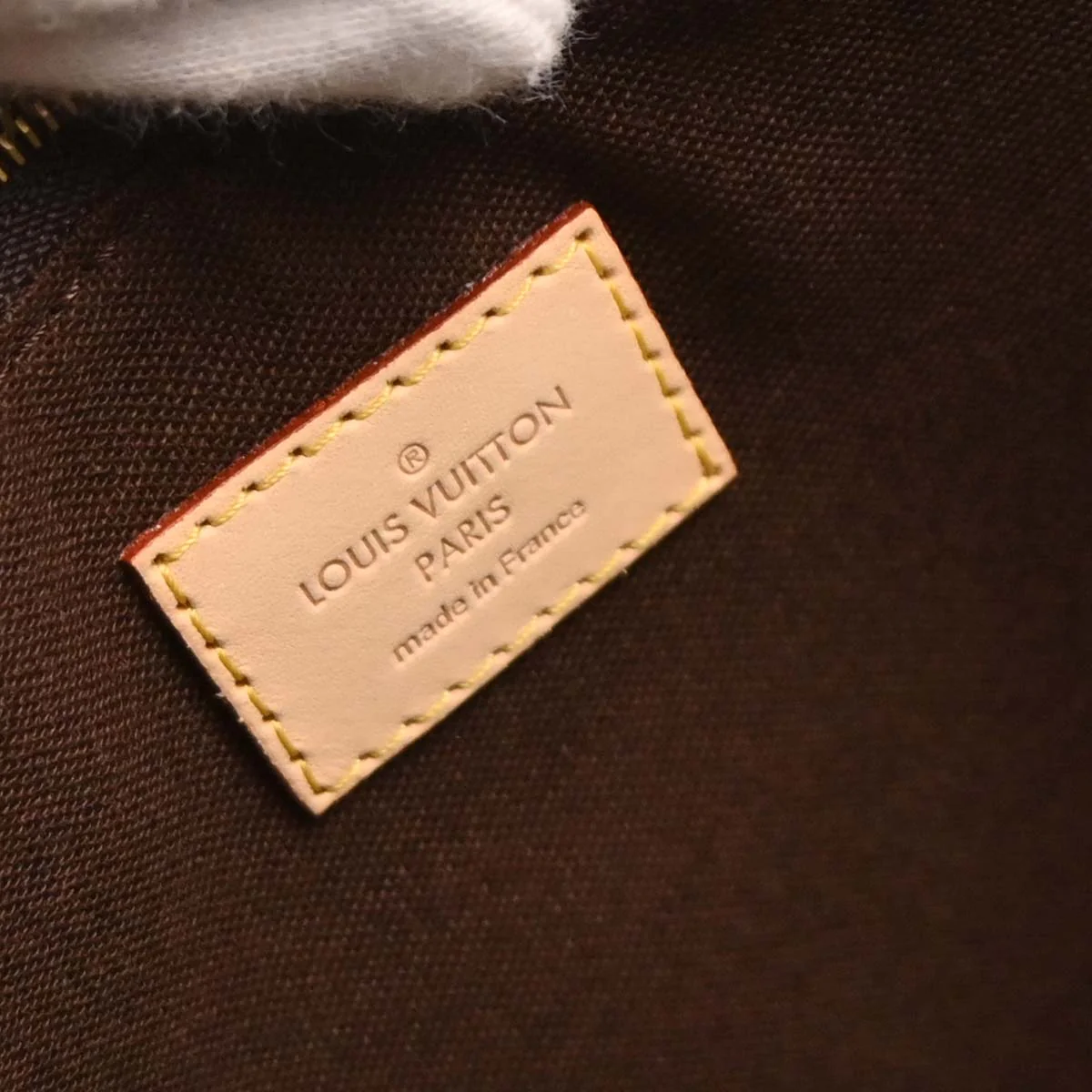 Louis Vuitton 2011 Monogram Menilmontant PM Shoulder Bag M40474 - Image 9