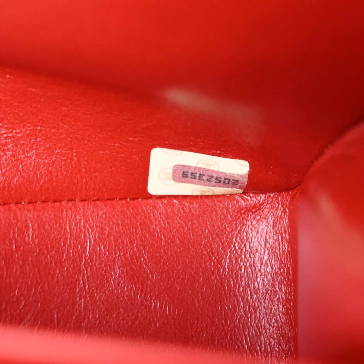 Chanel 1991-1994 Red Lambskin Medium Classic Double Flap Shoulder Bag - Image 10