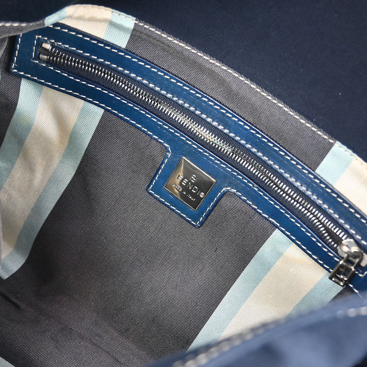 Fendi Navy Canvas Mamma Baguette Handbag - Image 8