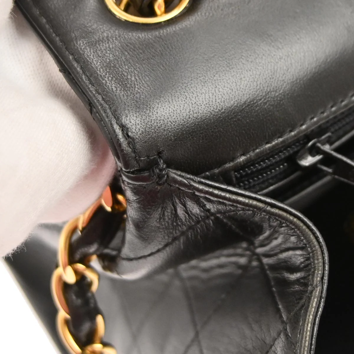 Chanel 1996-1997 Black Lambskin Jumbo Classic Flap Shoulder Bag - Image 7