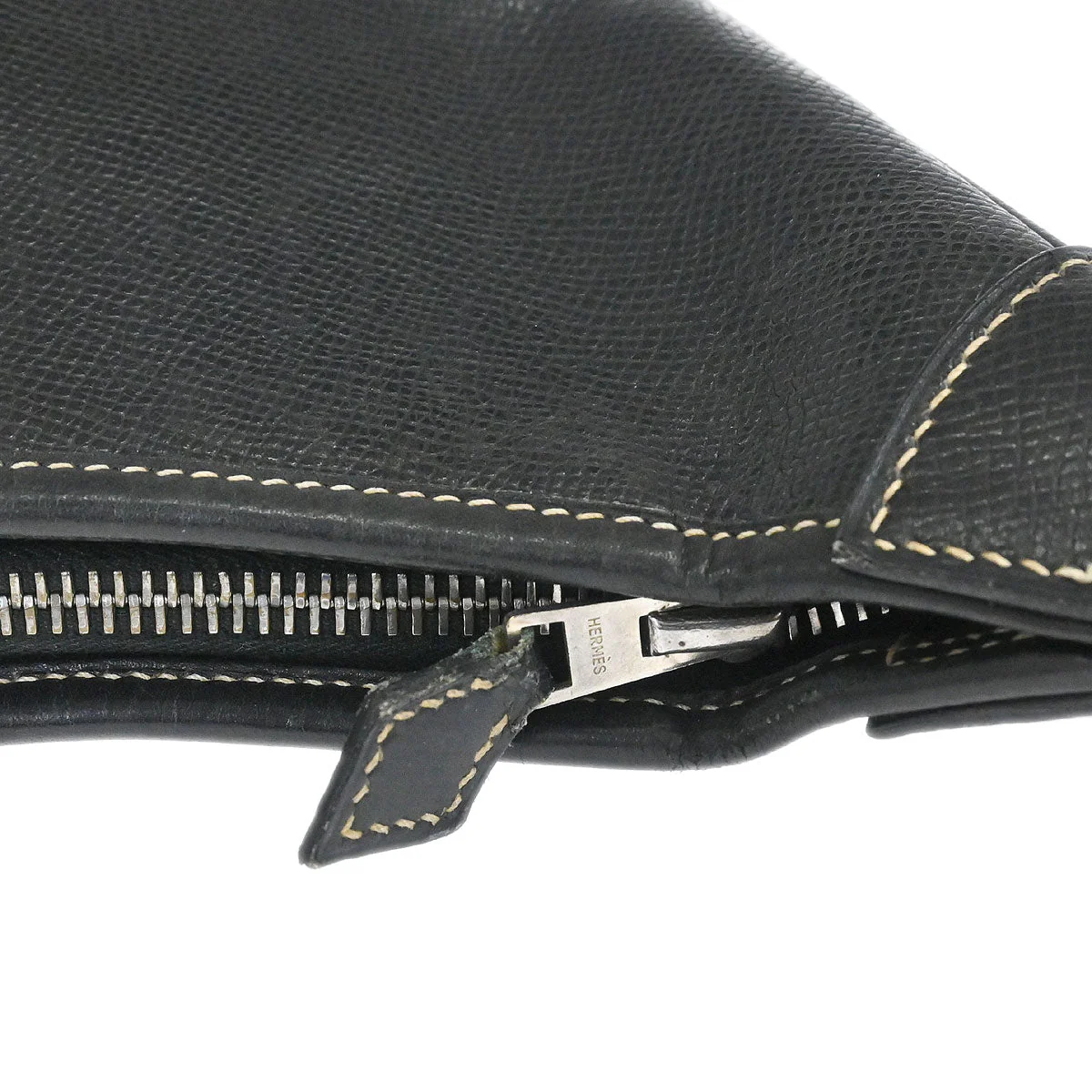 Hermes Black Courchevel Trim 31 Shoulder Bag - Image 6