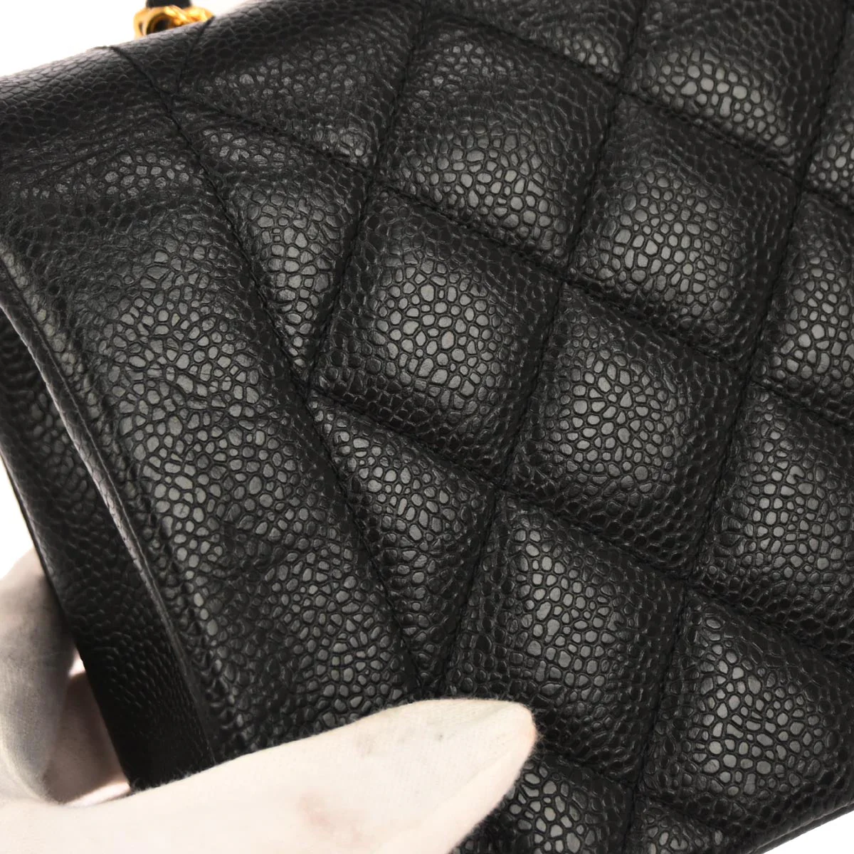 Chanel 1991-1994 Black Caviar Skin Small Diana Shoulder Bag - Image 4