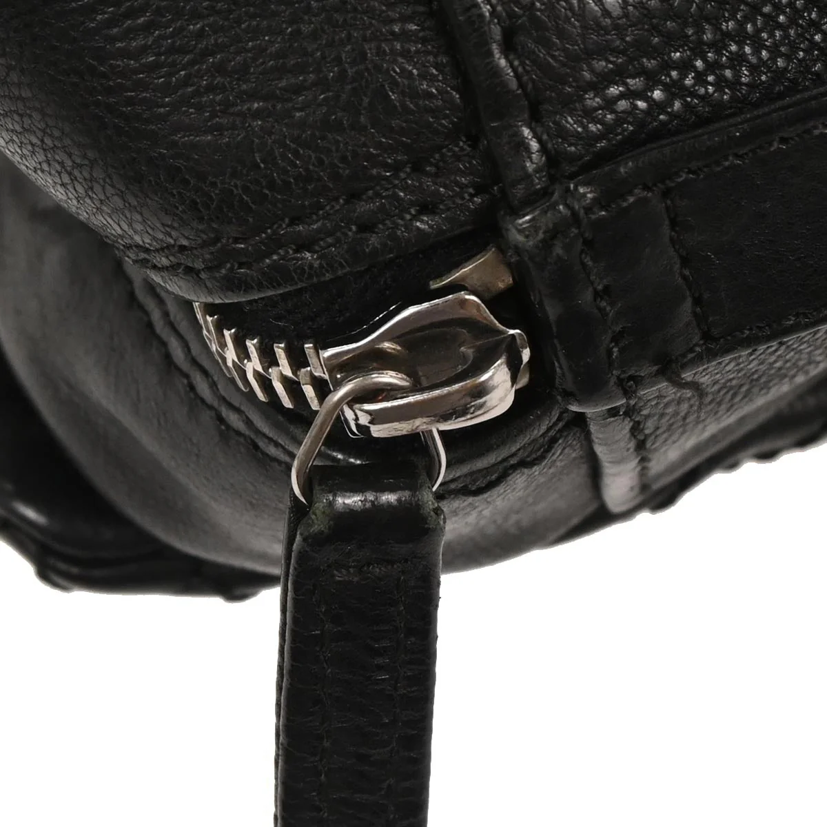 Chanel Black Lambskin Diamond Stitch Handbag - Image 6