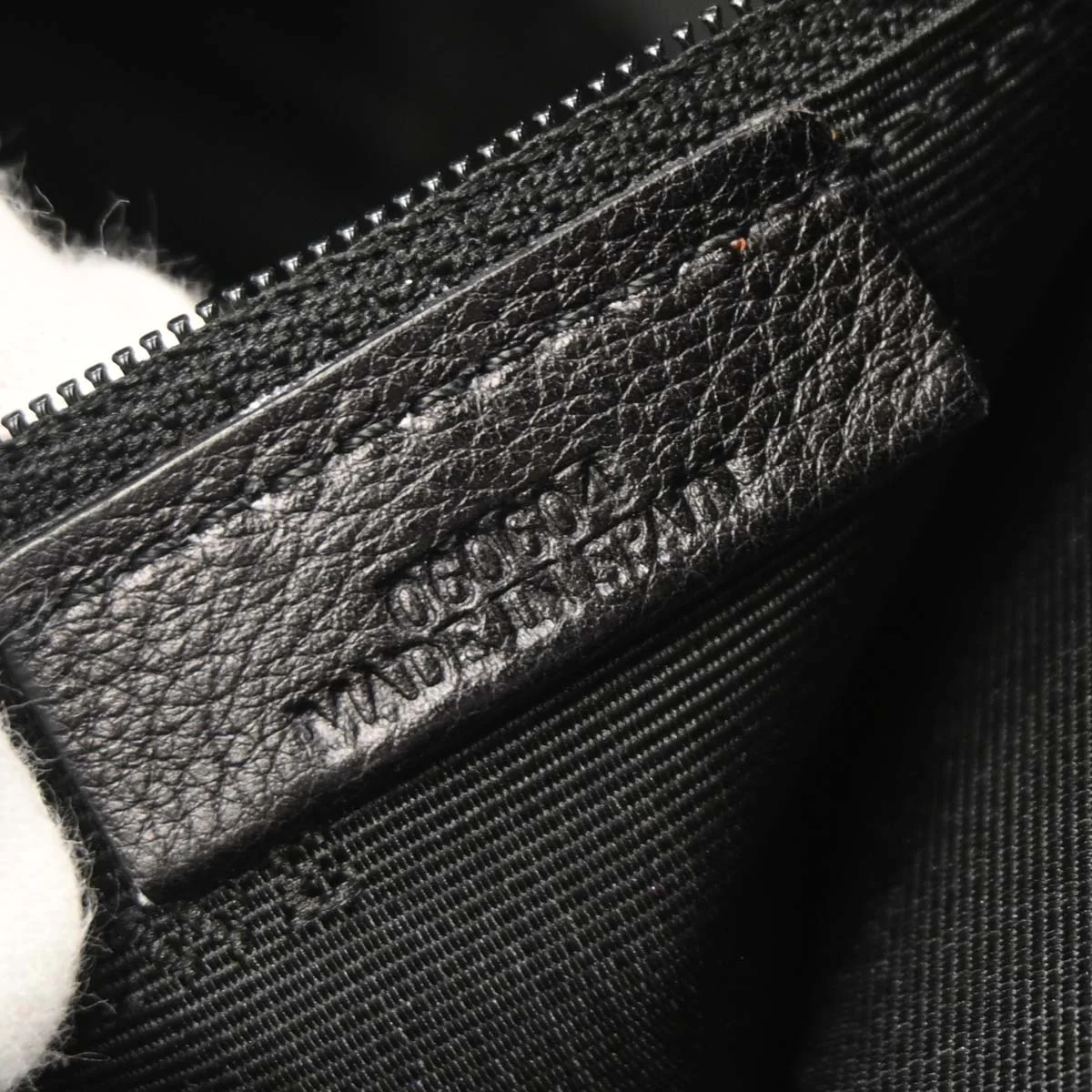Loewe Black Leather Amazona 28 Handbag - Image 10
