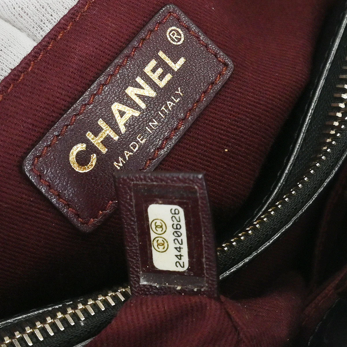 Chanel 2017-2018 Black Calfksin Neo Executive Tote - Image 9