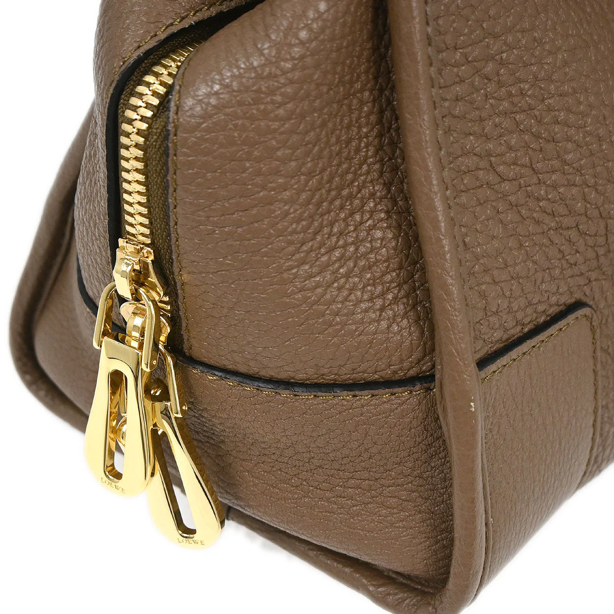 Loewe Brown Amazona 35 Handbag - Image 5