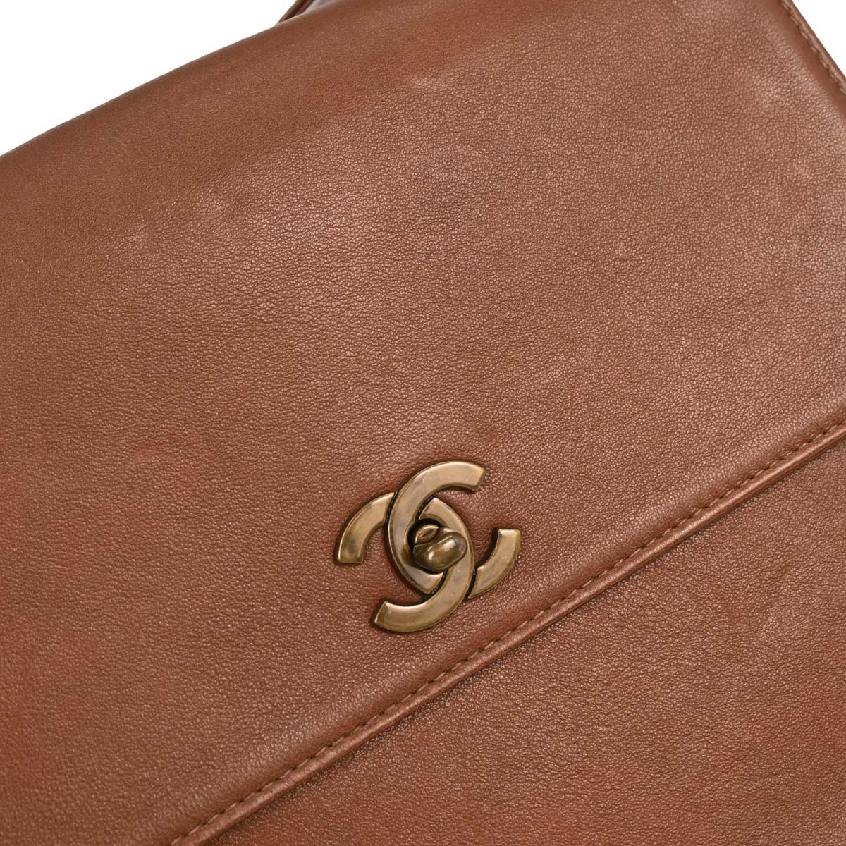 Chanel Brown Calfskin Shoulder Bag - Image 6