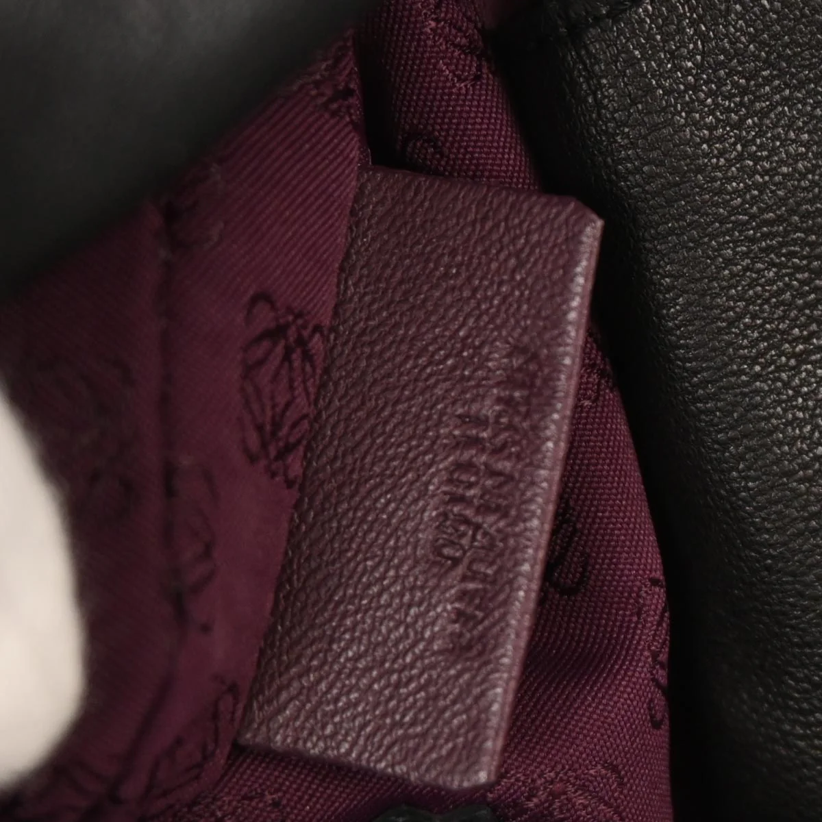 Loewe Black Lambskin Shoulder Bag - Image 9