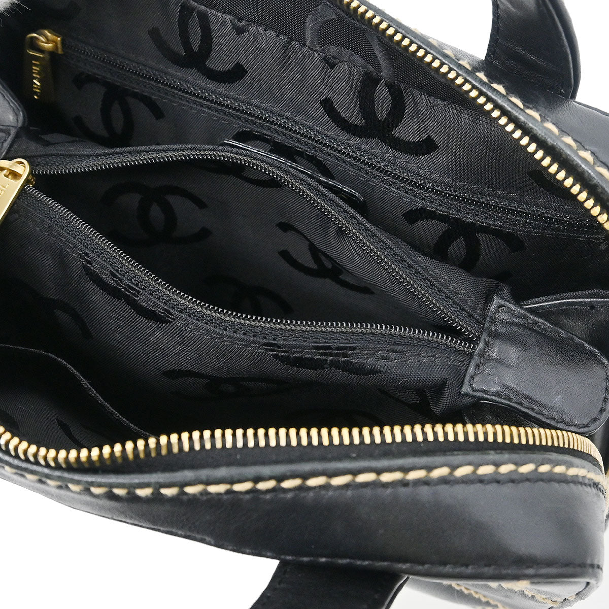 Chanel 2003-2004 Black Calfskin Wild Stitch Handbag - Image 10