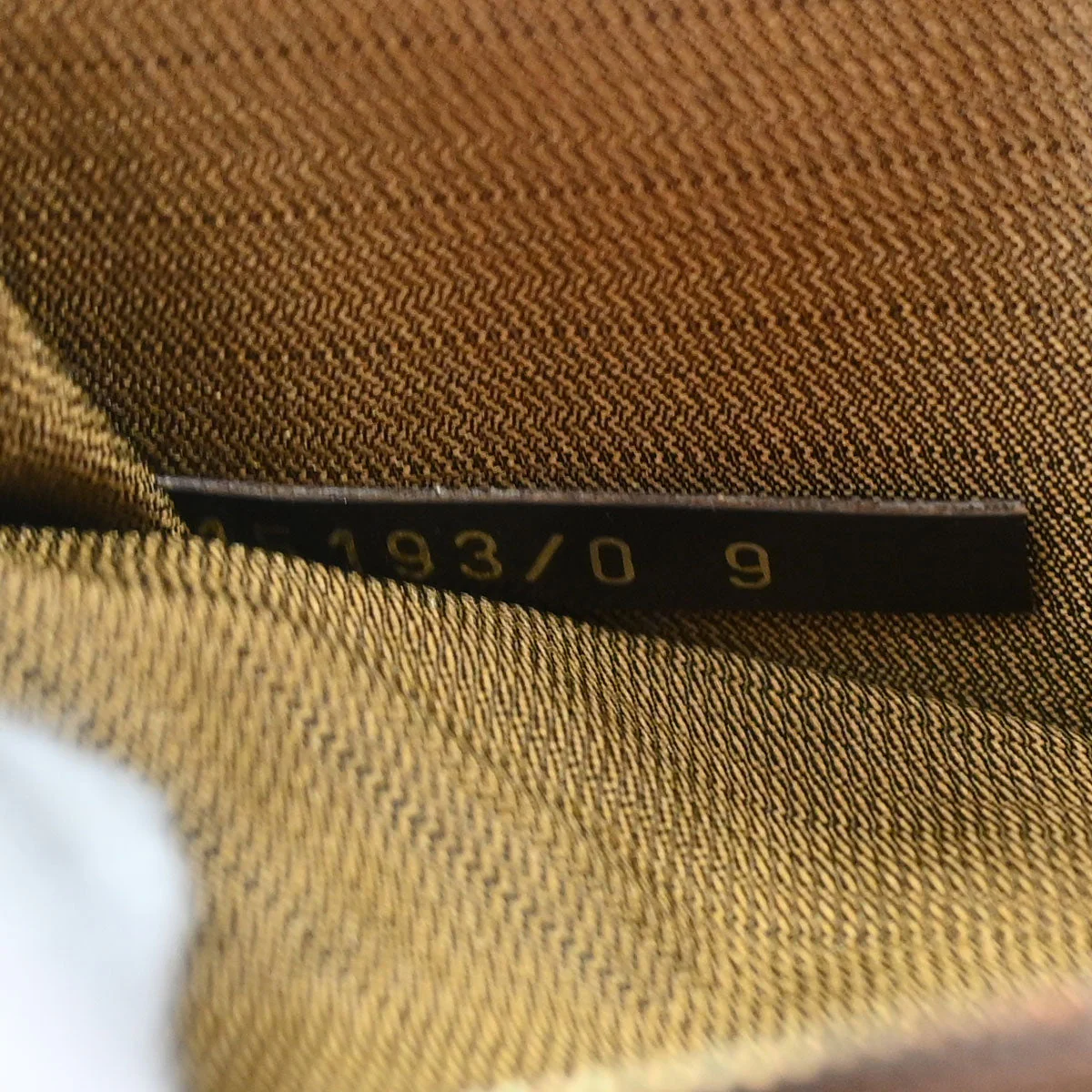 Fendi Brown Canvas Zucca Handbag - Image 10