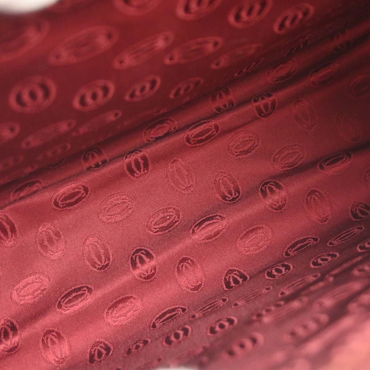 Cartier Bordeaux Handbag - Image 8