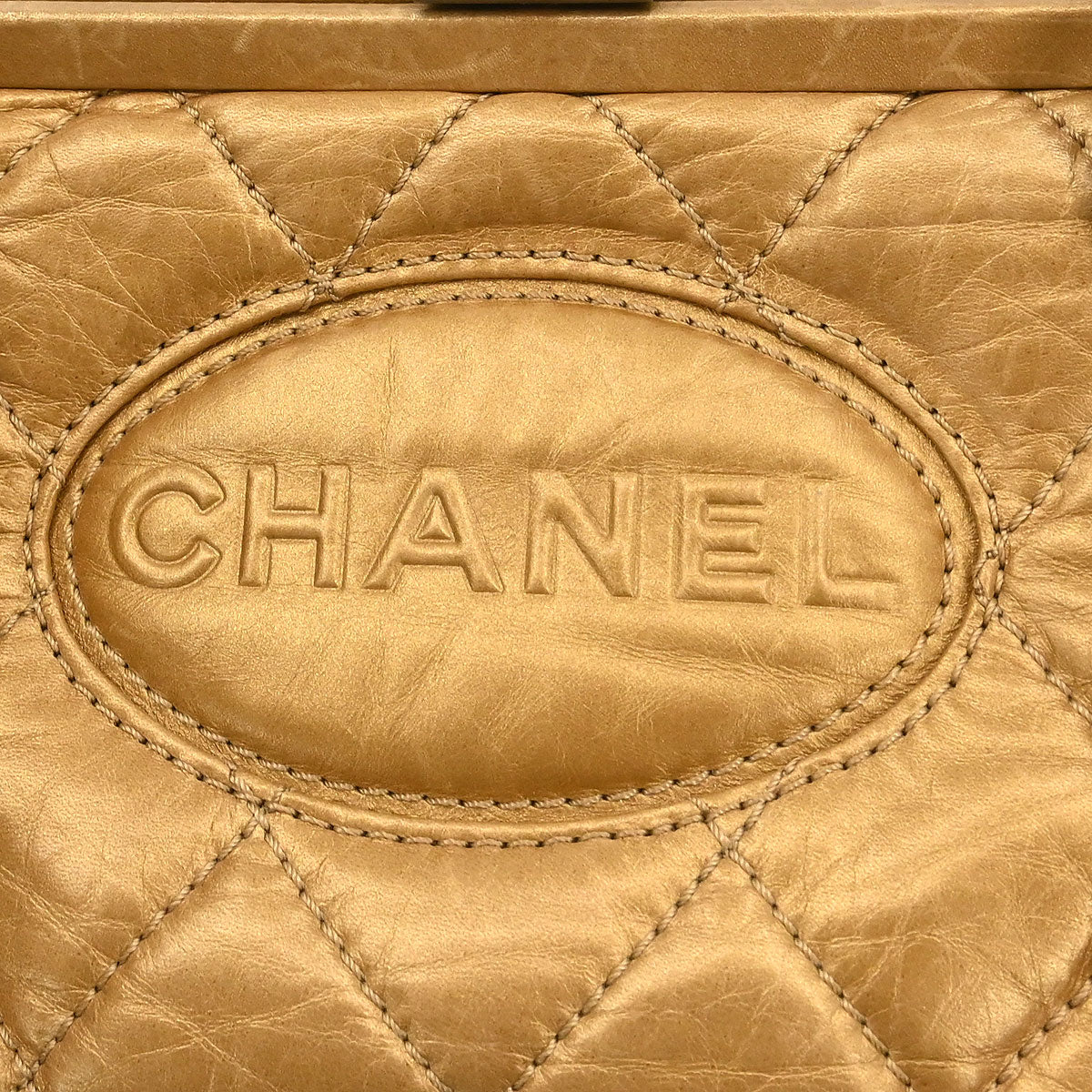 Chanel 2005-2006 Gold Lambskin Handbag - Image 4