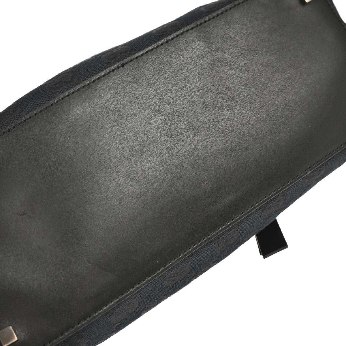 Gucci Black Canvas GG Handbag - Image 3