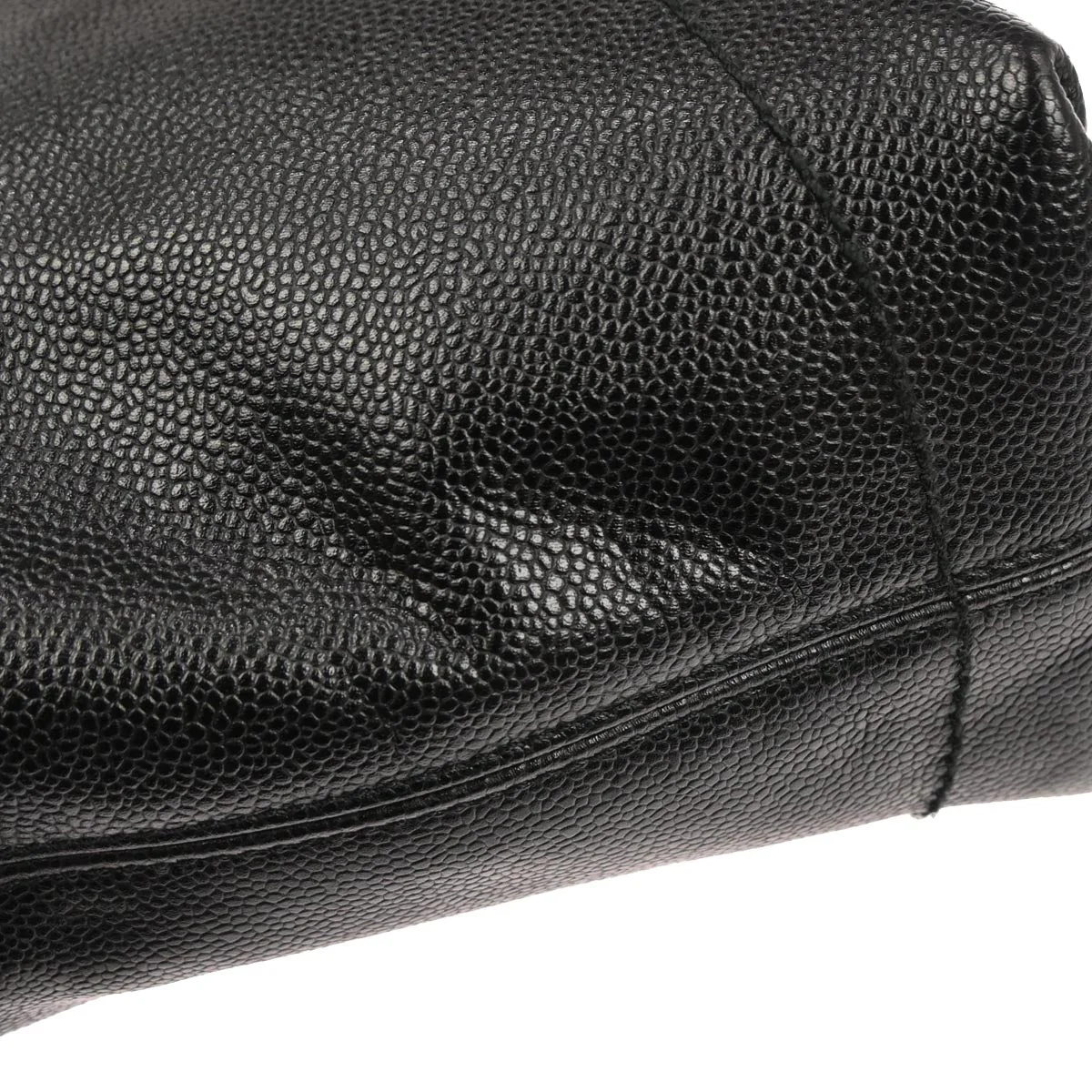 Chanel 2002-2003 Black Caviar Skin Handbag - Image 5