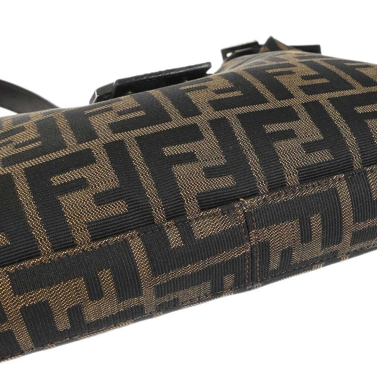 Fendi Brown Canvas Zucca Handbag - Image 4