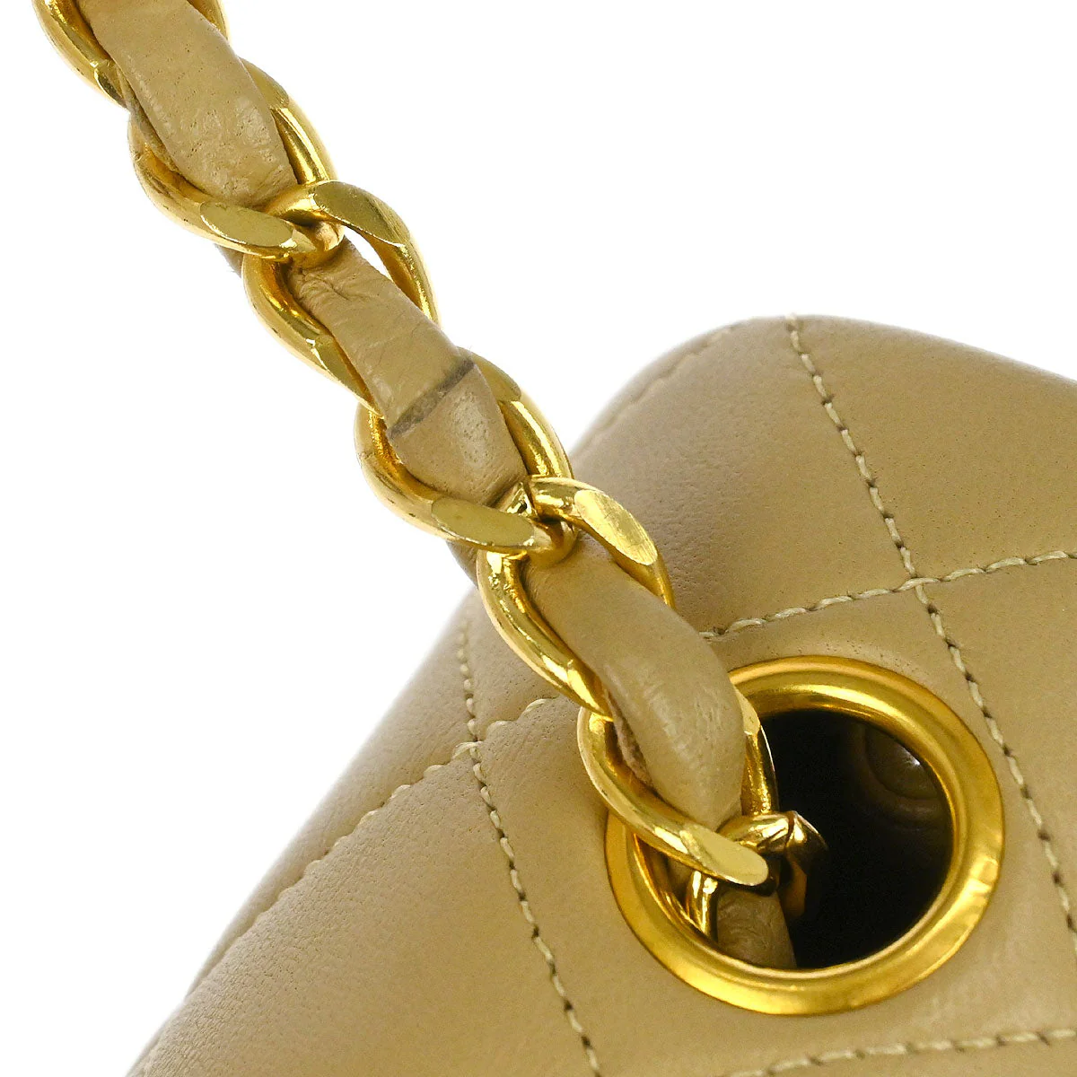 Chanel 1989-1991 Beige Lambskin Classic Square Flap Shoulder Bag 20 - Image 4