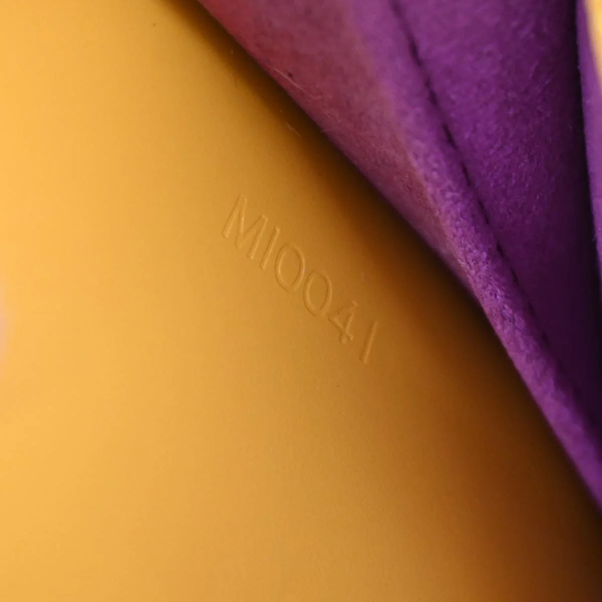 Louis Vuitton 2001 Yellow Epi Pont Neuf Handbag M52059 - Image 10