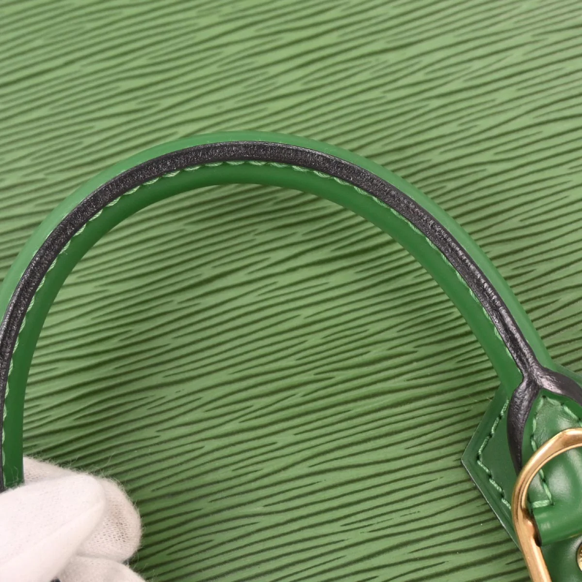 Louis Vuitton 1997 Green Epi Alma 2way Handbag M52144 - Image 5