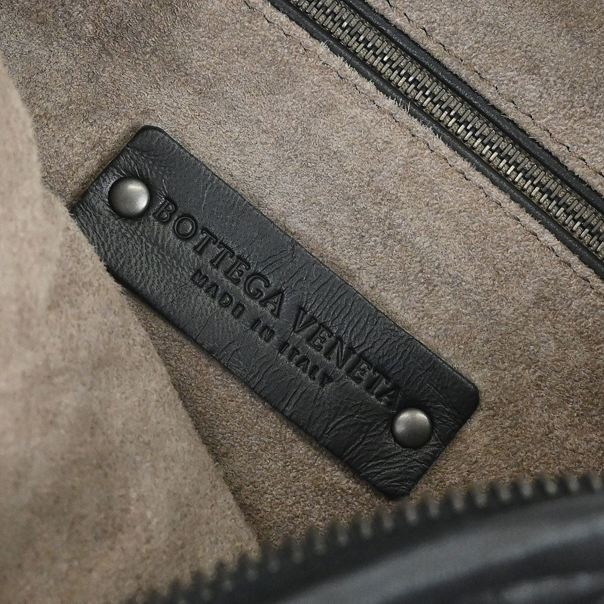 Bottega Veneta Black Lambskin Intrecciato Hobo Handbag - Image 9