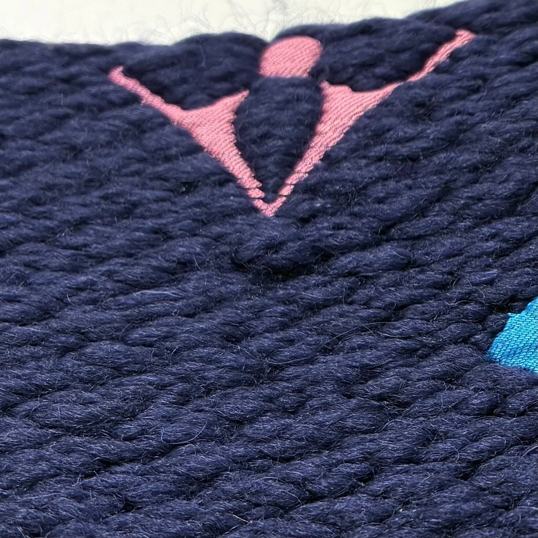 Louis Vuitton Navy Monogram Echarpe Logomania Rainbow Scarf M70899 - Image 6