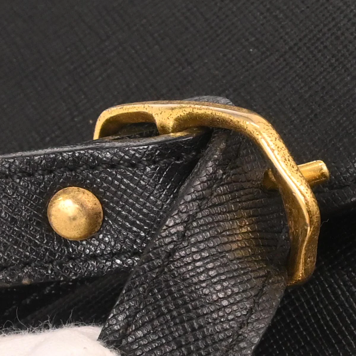 Yves Saint Laurent Black Leather Shoulder Bag - Image 7