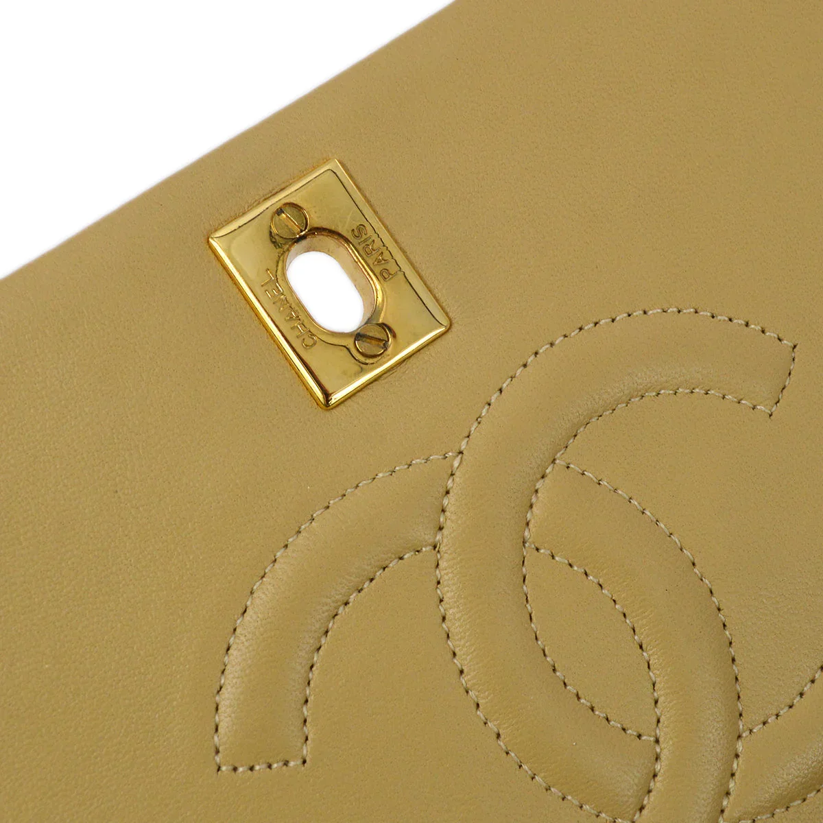 Chanel 1989-1991 Beige Lambskin Turnlock Small Full Flap Shoulder Bag - Image 9