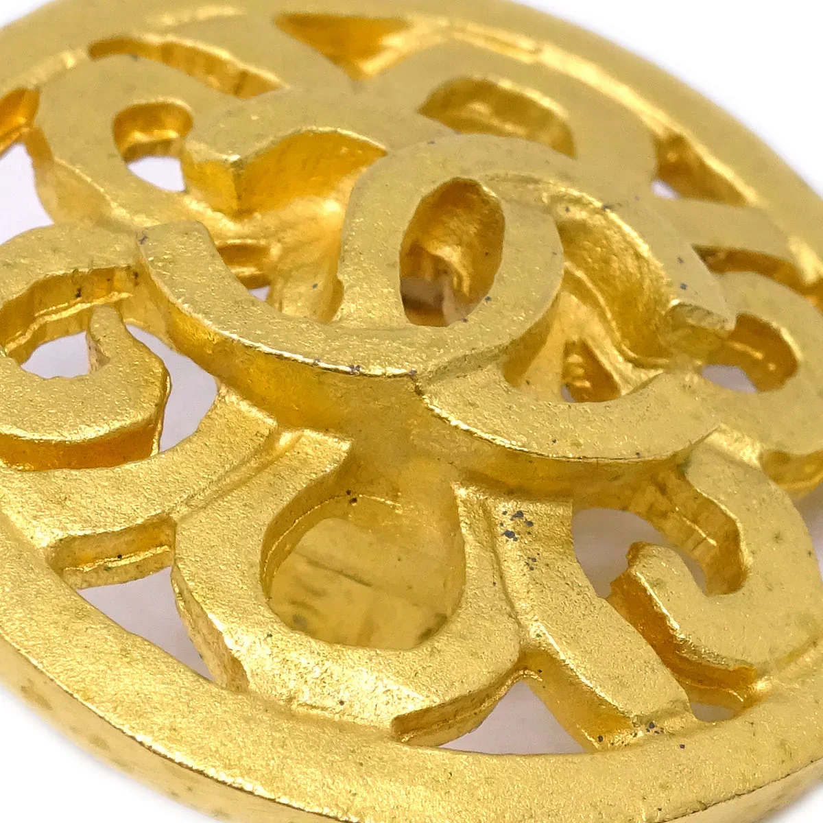 Chanel Button Earrings Clip-On Gold 95P - Image 2