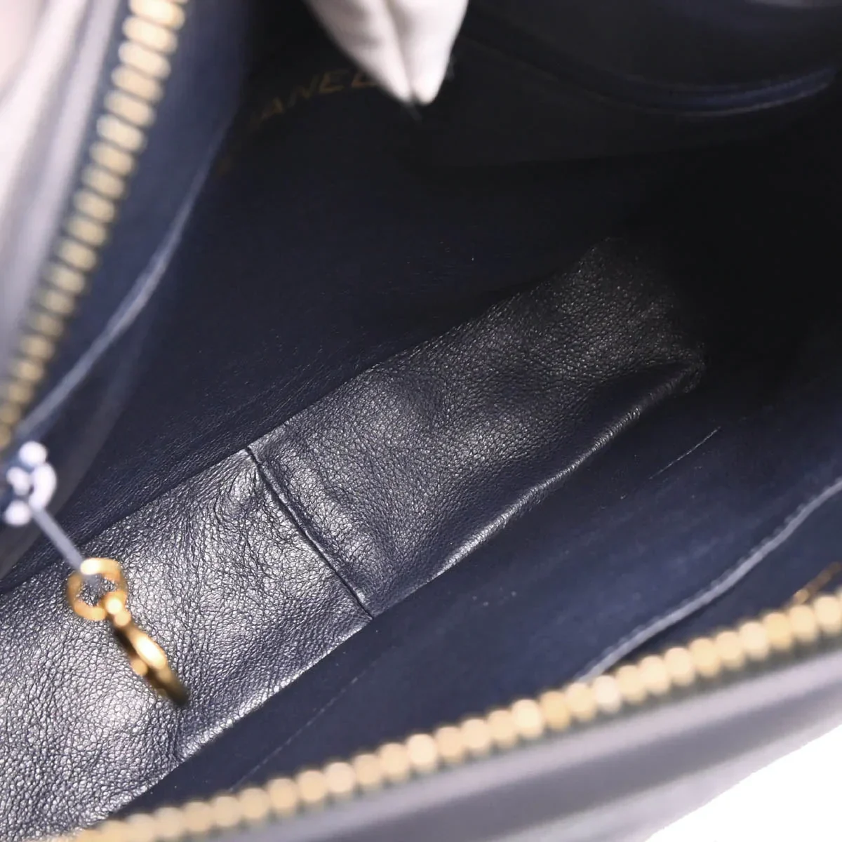 Chanel Navy Lambskin Camera Bag Small - Image 9