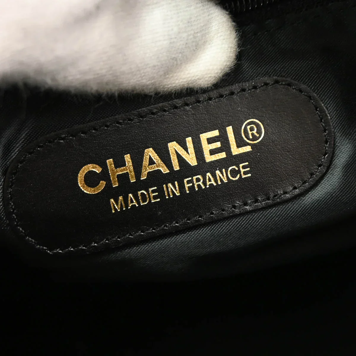 Chanel 1994-1996 Black Caviar 2way Shoulder Handbag - Image 10