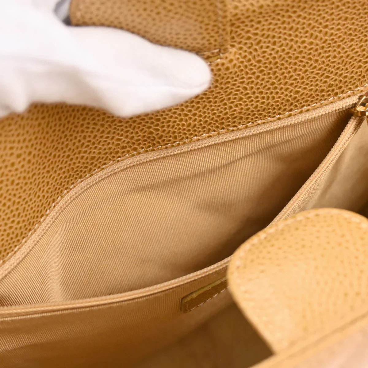 Chanel 2003-2004 Beige Caviar Petite Shopping Tote PST Chain Handbag - Image 9