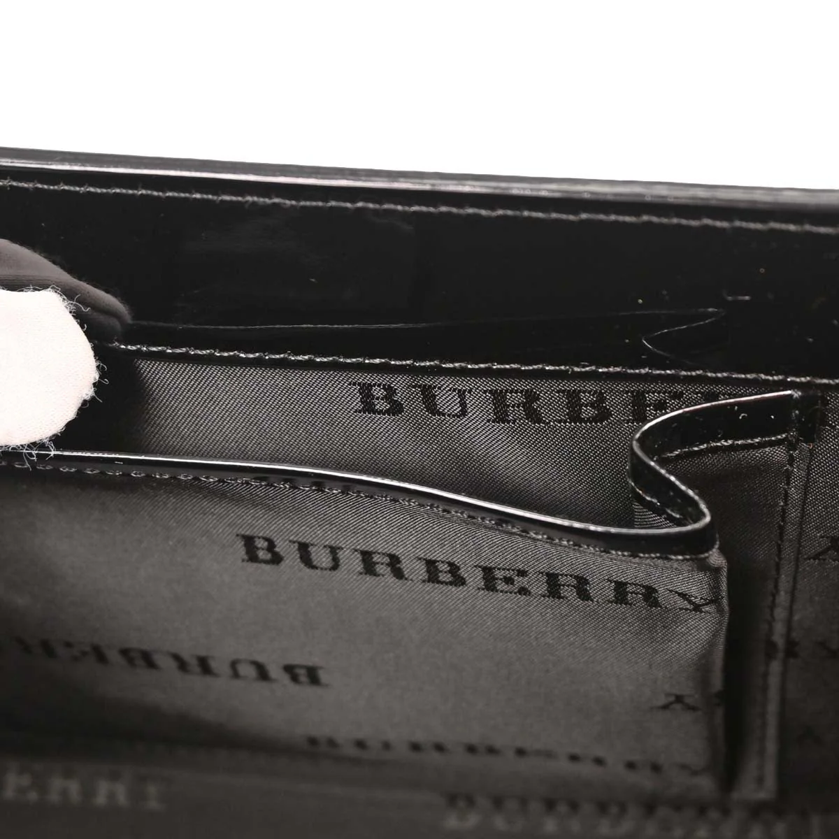 Burberry Black Patent Leather Handbag - Image 10