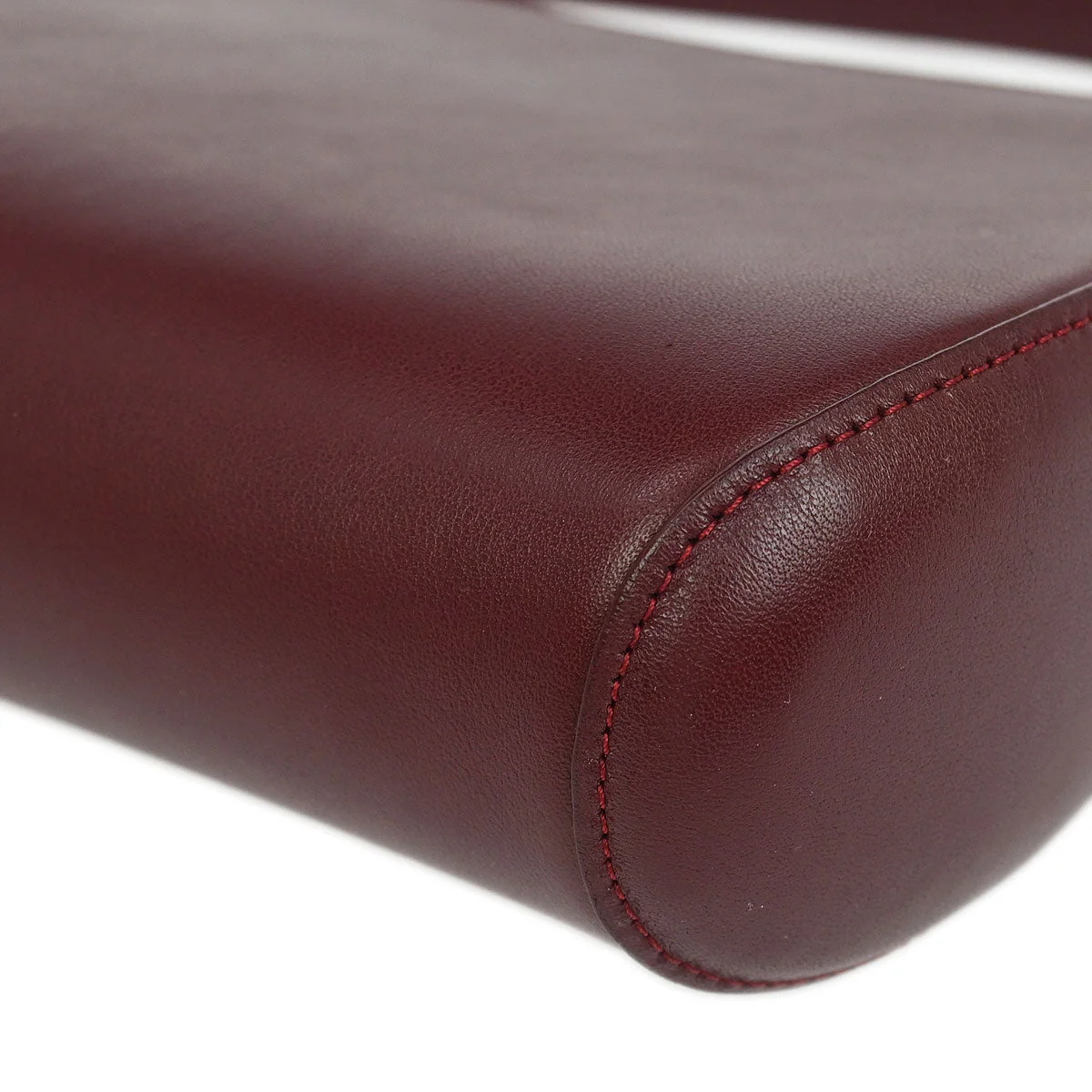 Cartier Bordeaux Leather Handbag - Image 3