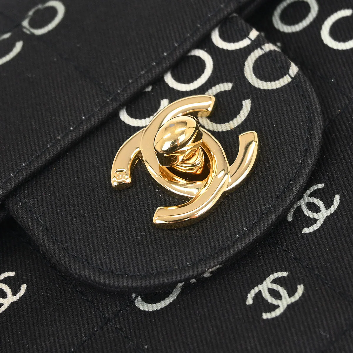 Chanel 2000-2002 Black Canvas COCO East West Choco Bar Shoulder Bag - Image 5