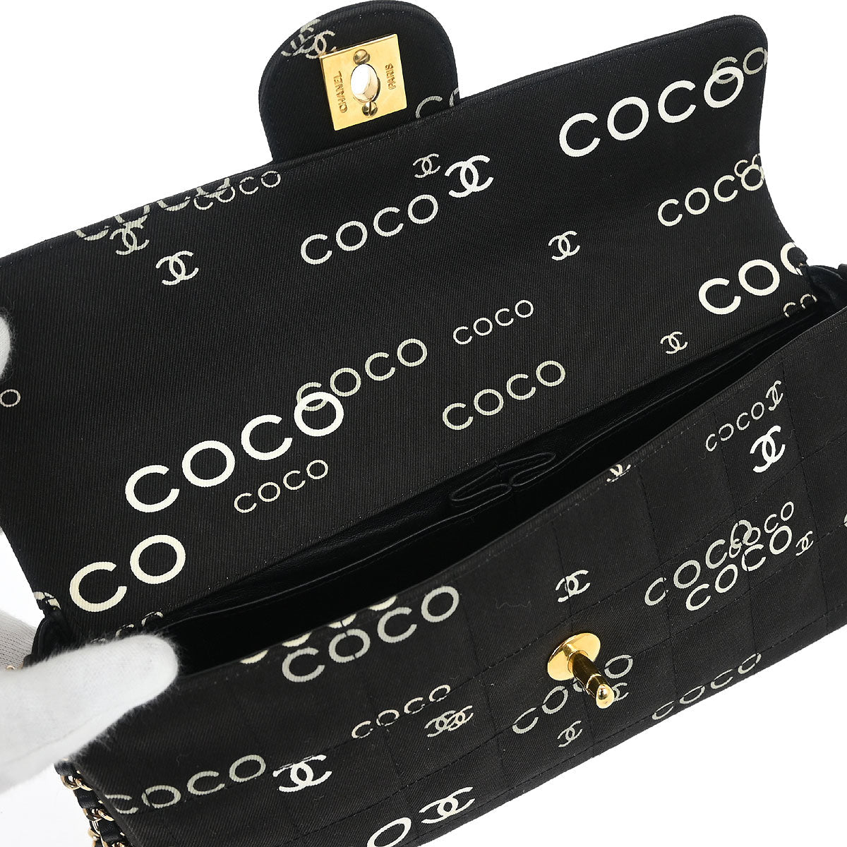 Chanel 2000-2002 Black Canvas COCO East West Choco Bar Shoulder Bag - Image 7