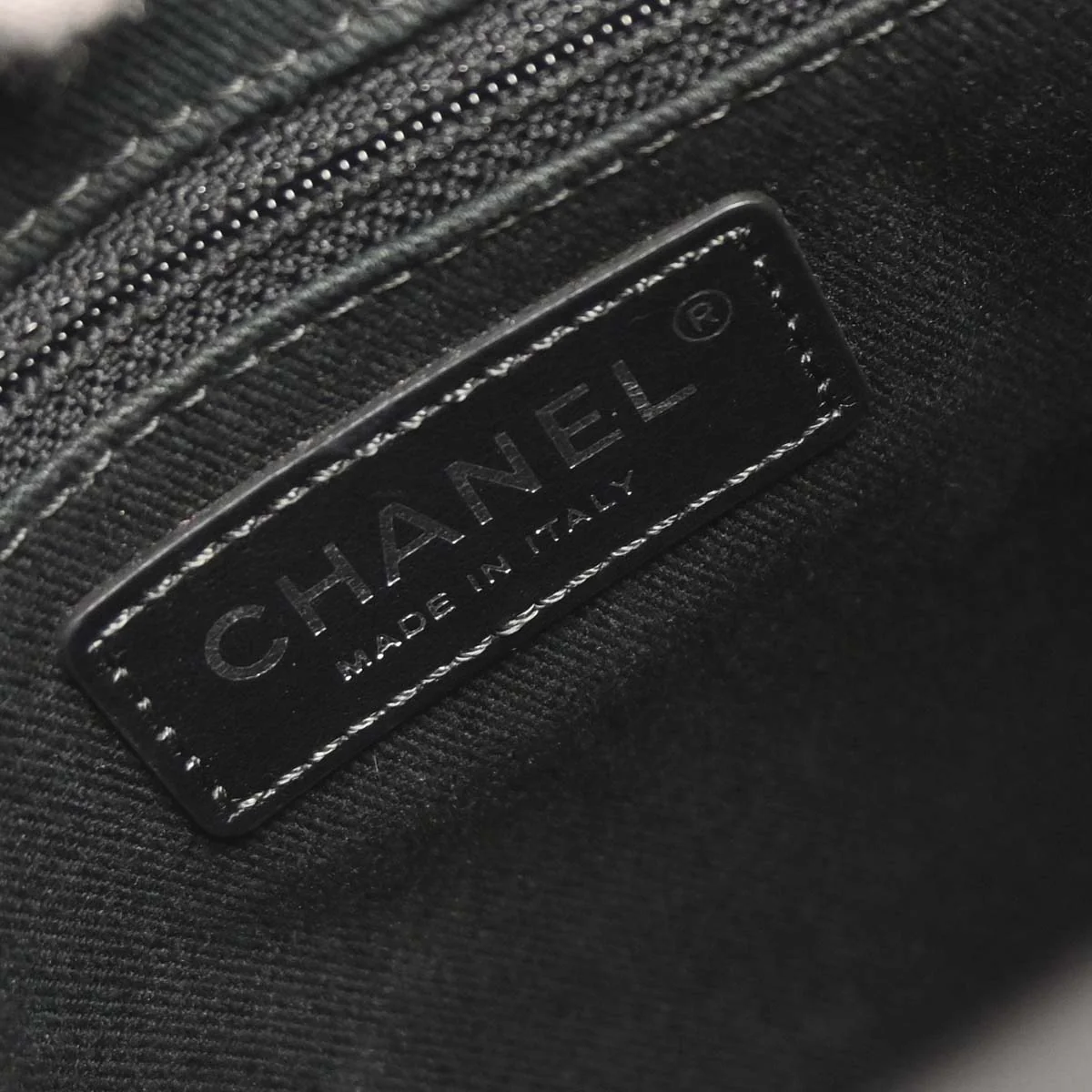 Chanel 2014-2015 Black Calfskin Wild Stitch Chain Tote Bag - Image 8