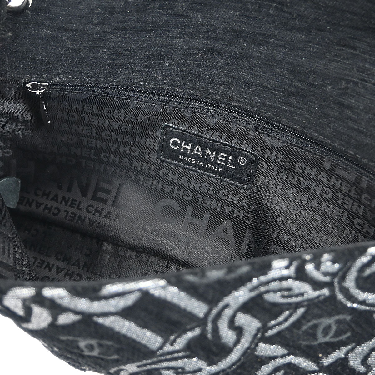 Chanel 2005-2006 Black Canvas Chain Print Handbag - Image 8