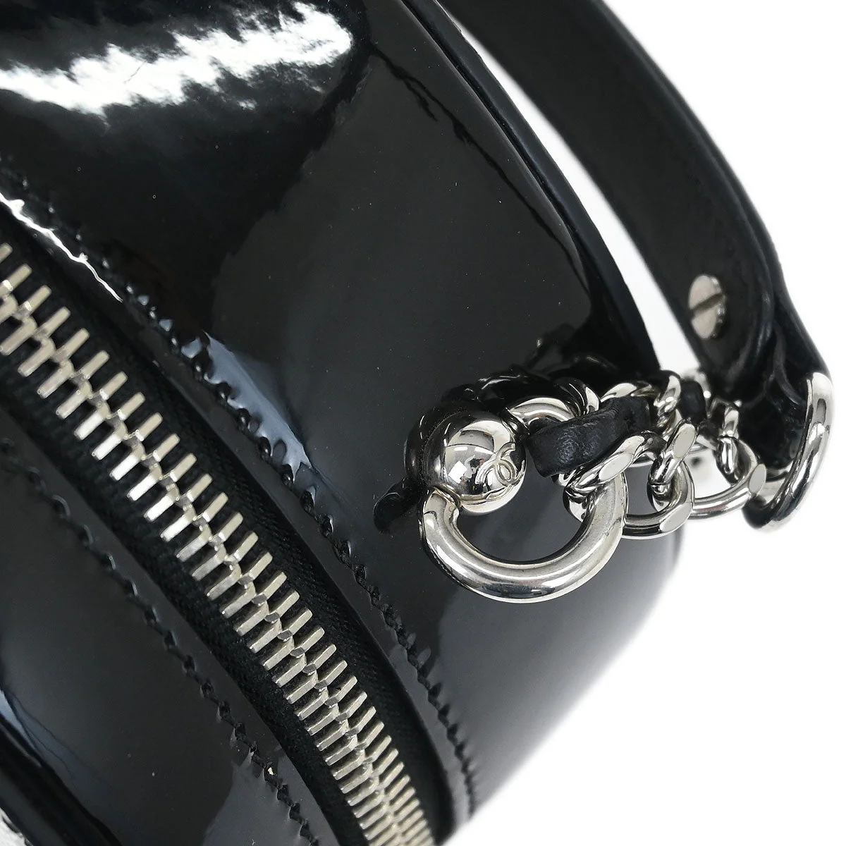 Chanel 2017-2018 Metallic Silver Patent Leather Round Chain Shoulder Bag - Image 5