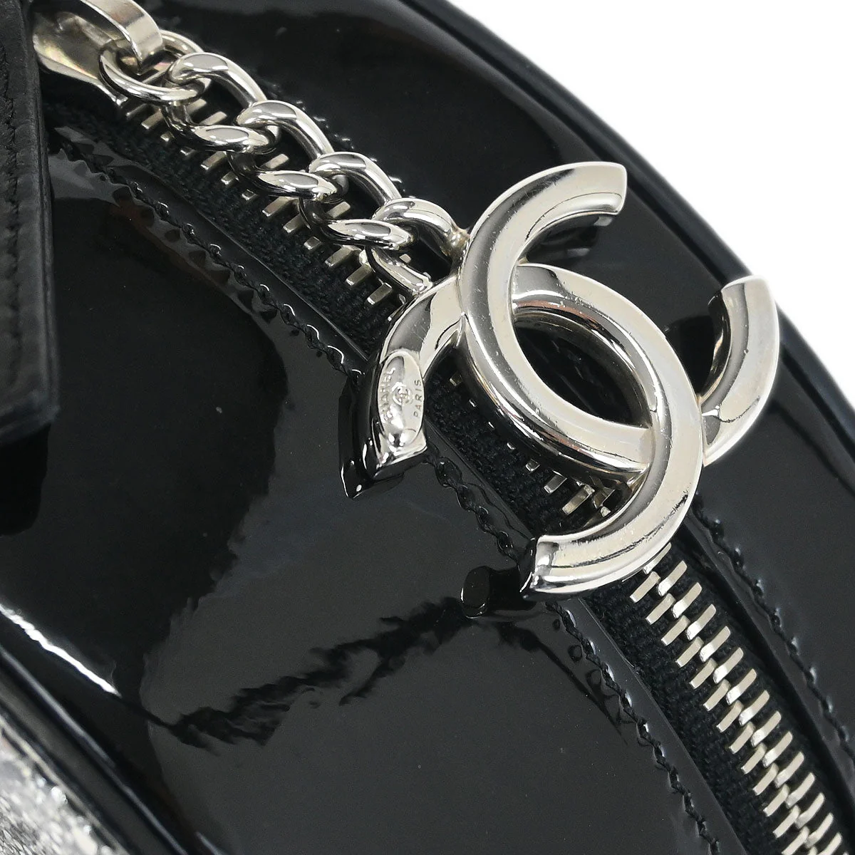 Chanel 2017-2018 Metallic Silver Patent Leather Round Chain Shoulder Bag - Image 6